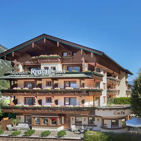 Hotel Alpenhof Kristall-2