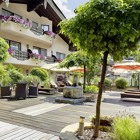 Hotel Neue Post-3